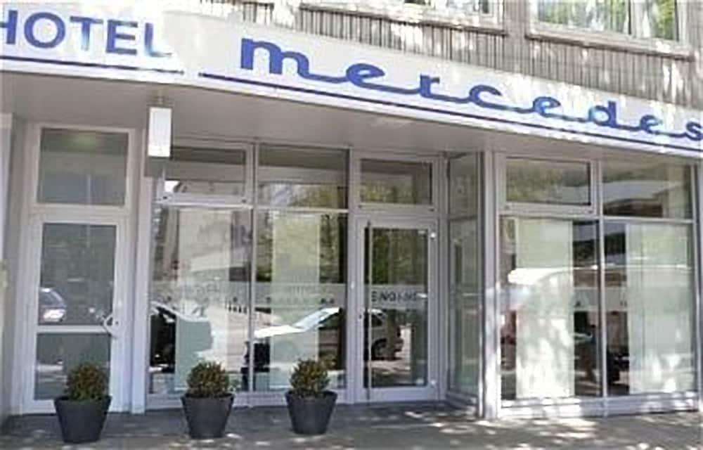 Hotel Mercedes/Centrum Hamburg Exterior photo